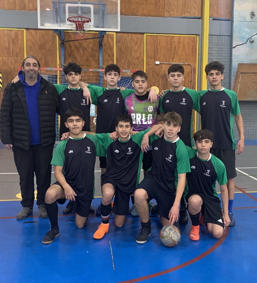 Selección Intermedia de Futsal  del Colegio clasifica al torneo provincial donde representará a la comuna de Vitacura