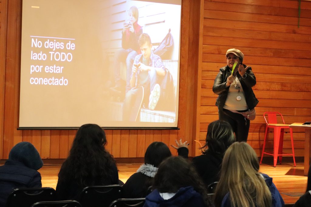 Colegio San Esteban Diácono realiza charlas de Ciberseguridad a más de 150 estudiantes