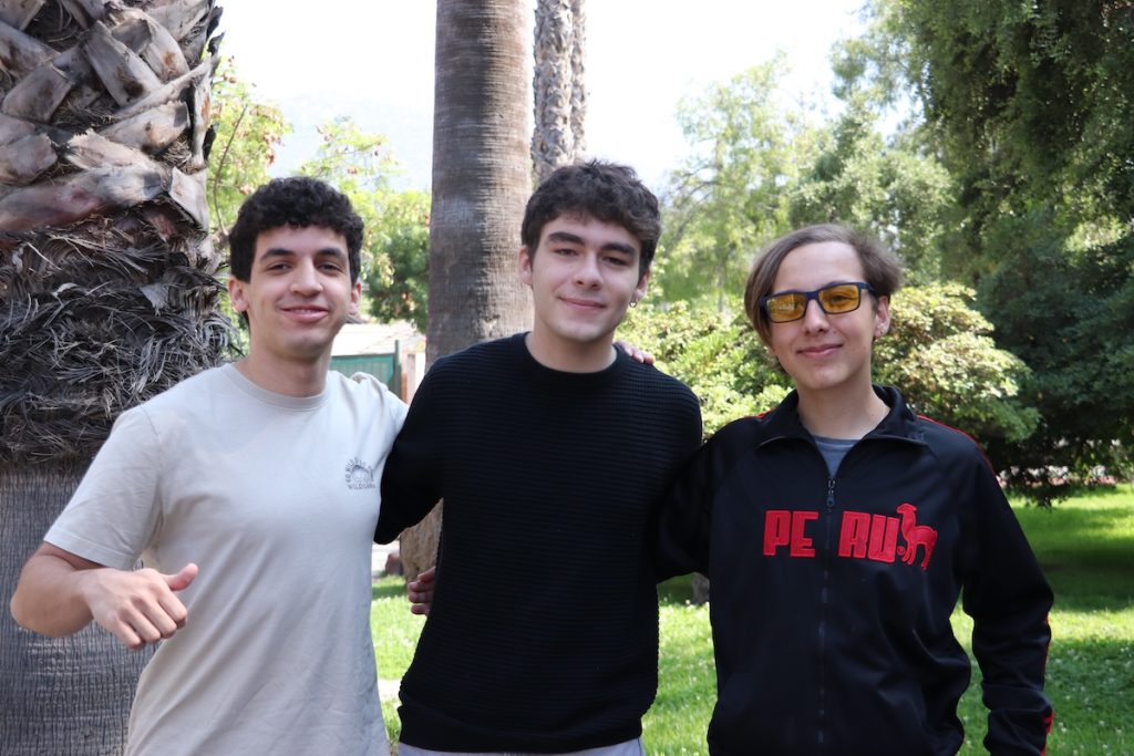 Tres estudiantes del Colegio San Esteban Diácono obtienen puntaje máximo en la PAES