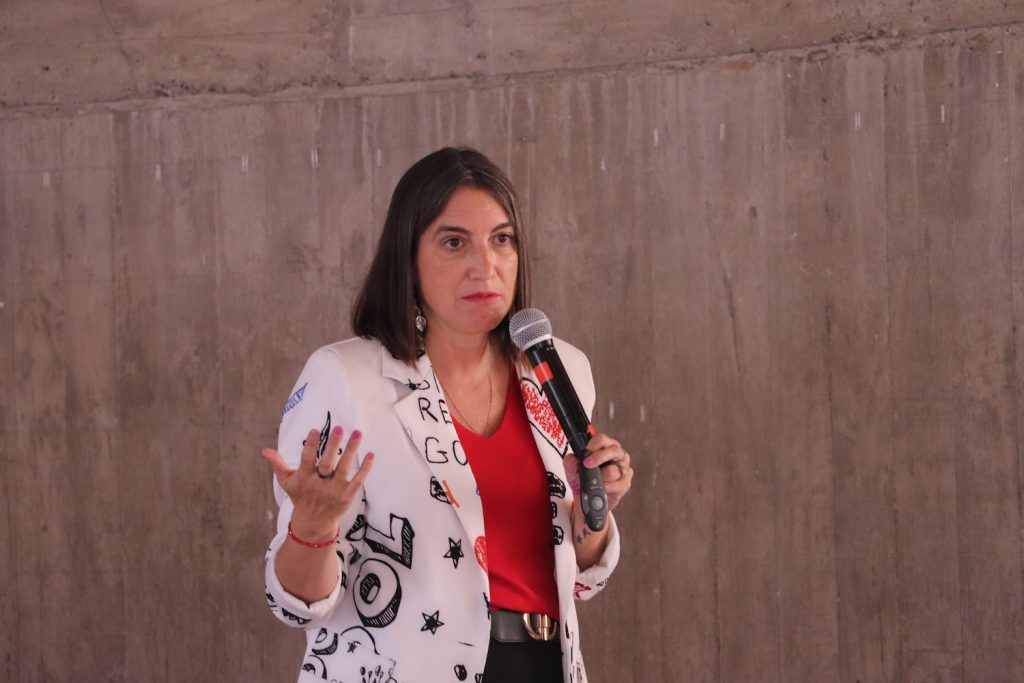 Capacitación para estrategias de apoyo en estudiantes autistas